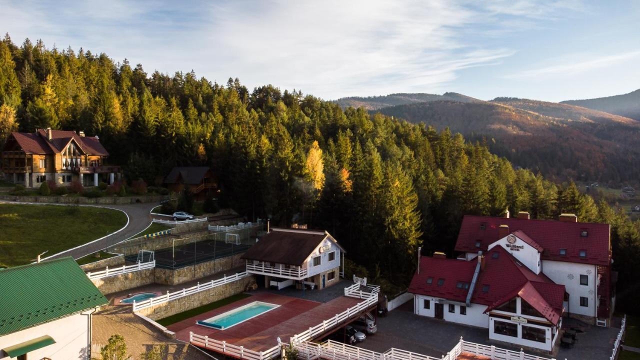 Wellland Hotel Яремче Екстериор снимка