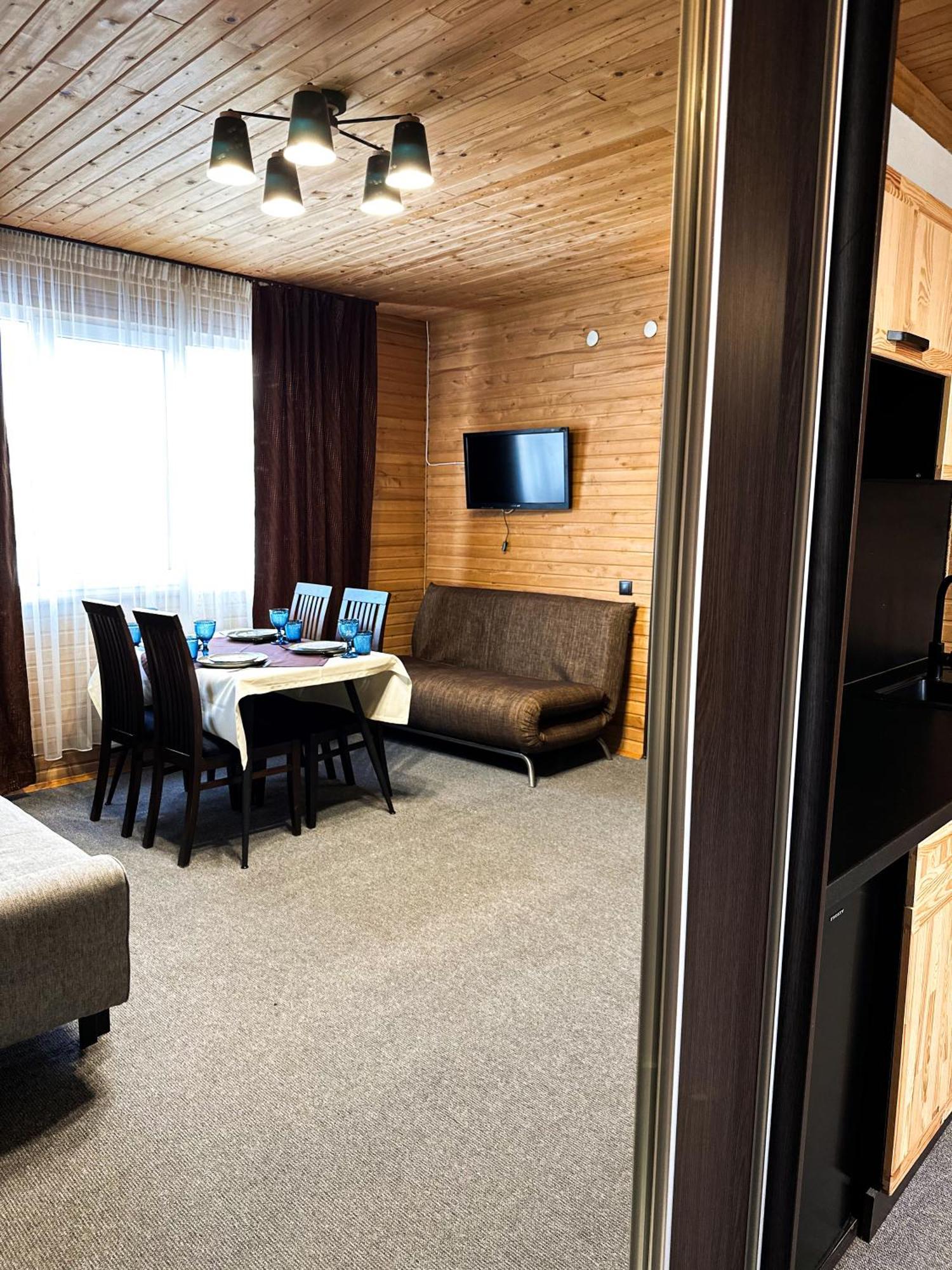 Wellland Hotel Яремче Екстериор снимка